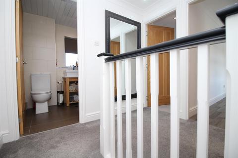 8 Allan Road, Whitburn, Bathgate, EH47 0PB