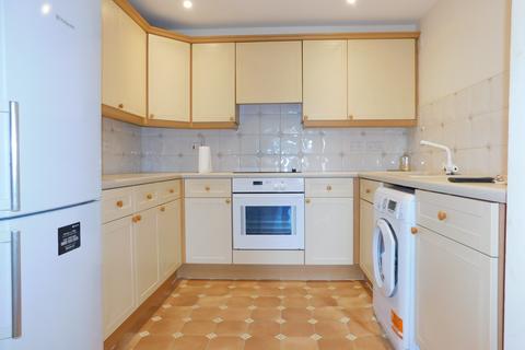 2 bedroom apartment to rent, Mandelbrote Drive, Littlemore OX4