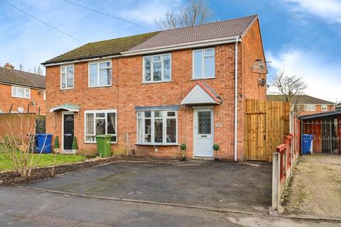 3 bedroom semi-detached house for sale, Masefield Drive, Tamworth