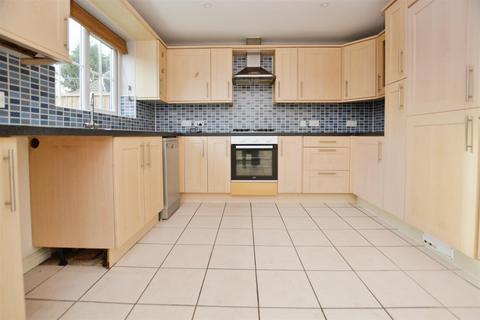 3 bedroom semi-detached house for sale, 9 Saffre CloseWintertonNorth Lincolnshire