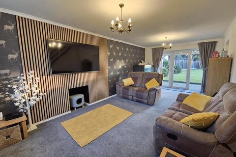 3 bedroom detached house for sale, Ashby Road, Coalville LE67