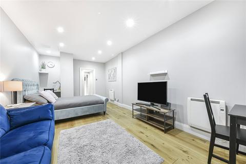 Studio to rent, Chilworth Street, London W2