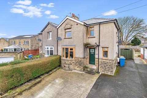 3 bedroom semi-detached house for sale, Burnside Avenue, Skipton, North Yorkshire, BD23