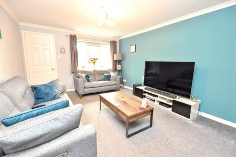 2 bedroom terraced house for sale, Airedale Heights, Wakefield, West Yorkshire