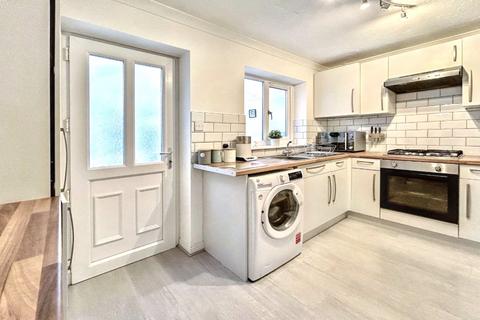 59 Airedale Heights, Wakefield, WF2 8YG