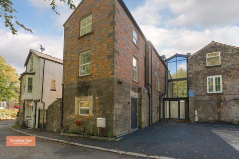 2 bedroom apartment to rent, Quadrant House, Quadrant Mews, Buxton