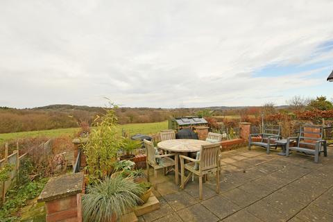 3 bedroom detached bungalow for sale, Chartwell Avenue, Wingerworth, Chesterfield, Derbyshire, S42