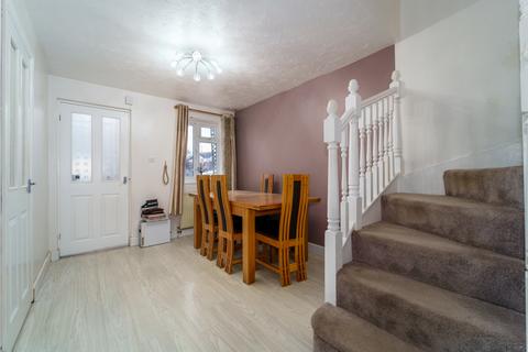 3 bedroom semi-detached house to rent, Pioneer Way, Watford, Hertfordshire, WD18