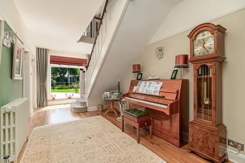 26 Warkton Lane, Barton Seagrave, Kettering, NN15 5AA