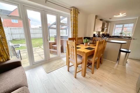 17 Badens Croft Road, Shavington, Crewe, CW2 5UA