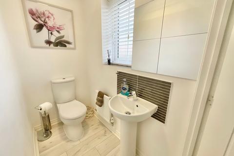 17 Badens Croft Road, Shavington, Crewe, CW2 5UA