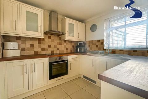 13 Hazel End, Swanley, BR8 8NU