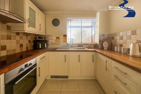 13 Hazel End, Swanley, BR8 8NU