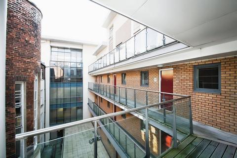 2 bedroom flat to rent, York Place, Leeds, West Yorkshire, LS1