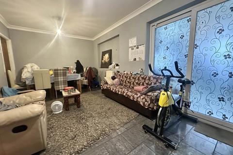 30 Brunel Road, Luton, LU4 0RX