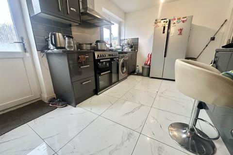 30 Brunel Road, Luton, LU4 0RX