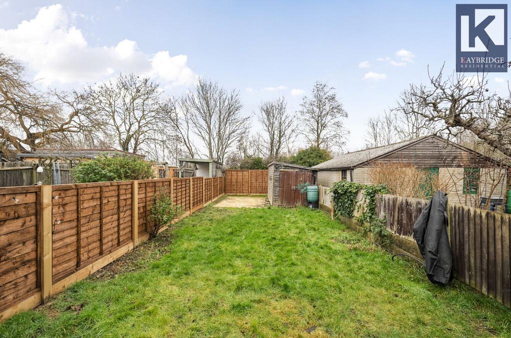 Sparrow Farm Road, Epsom