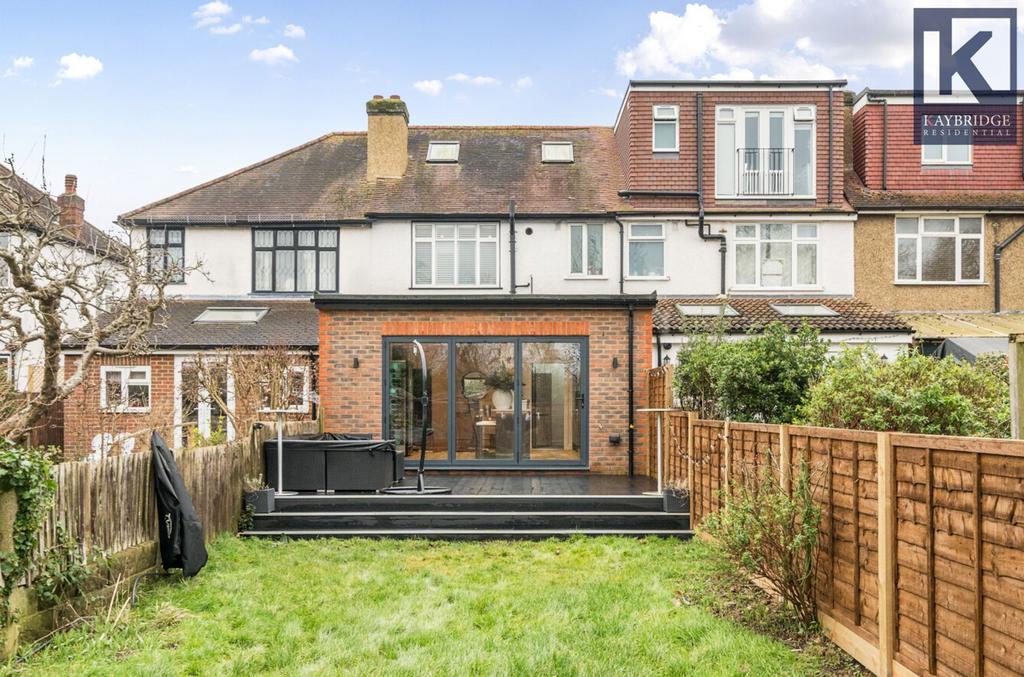 Sparrow Farm Road, Epsom