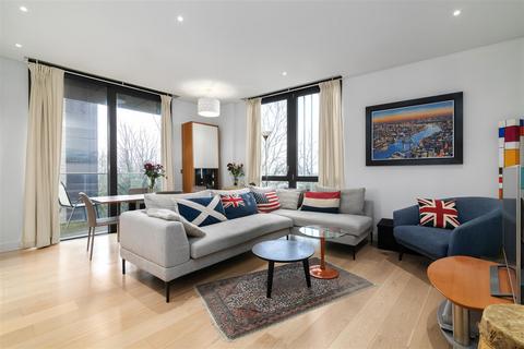 2 bedroom apartment for sale, 10 Plaza Gardens, London SW15