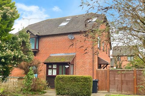 2 bedroom terraced house for sale, Vermont Woods, Finchampstead, Wokingham