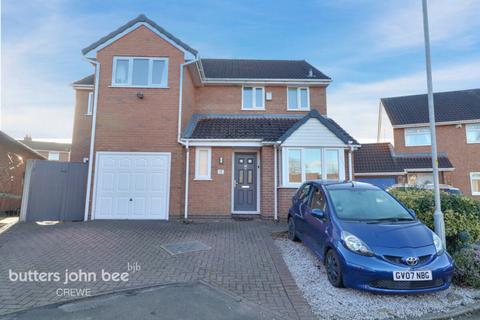 5 bedroom detached house for sale, Chatham Way, Haslington, Crewe