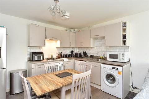 19 Baird Way, Minster On Sea, Sheerness, ME12 3UG