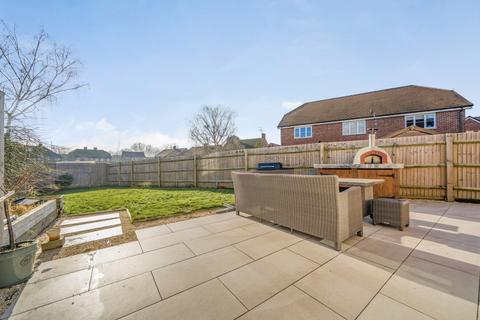 3 bedroom detached house for sale, Grant Avenue, Walton-On-Thames, KT12