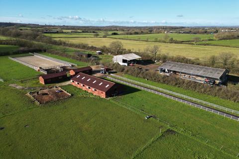 Farm for sale, Braydon SN5