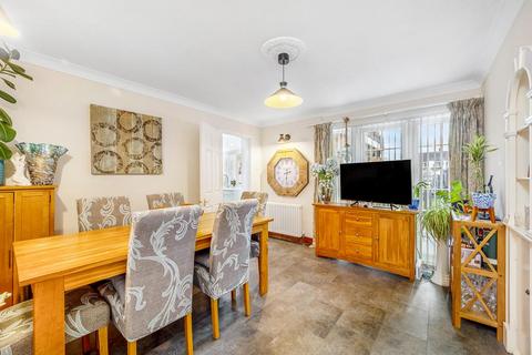 35 The Chase, Pinchbeck, Spalding, PE11 3RS