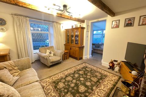 2 Downing Square, Penistone, Sheffield, S36 6AY