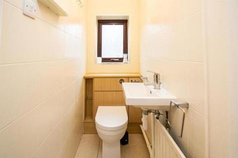 4 bedroom detached house to rent, Hunters Close, Nottingham, Nottinghamshire, NG11