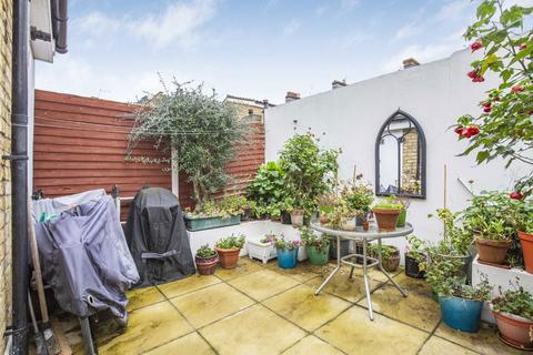 5 bedroom house for sale, Noyna Road, London SW17