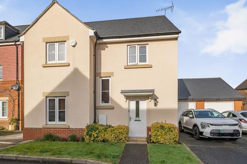 21 The Robins, Bracknell, RG12 8BU
