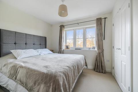 21 The Robins, Bracknell, RG12 8BU