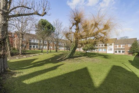 2 bedroom maisonette for sale, Mowbray Road, Crystal Palace