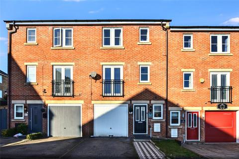 4 bedroom townhouse for sale, Hazel Lane, East Ardsley, Wakefield, West Yorkshire