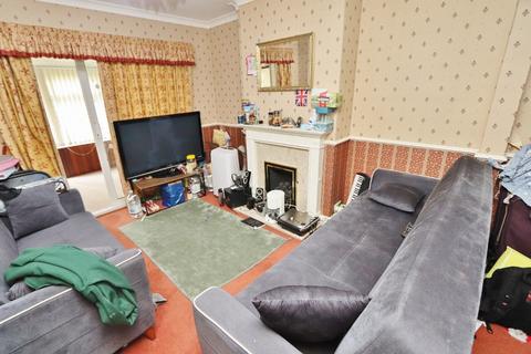 3 bedroom terraced house for sale, Rosemary Gardens, Dagenham, RM8