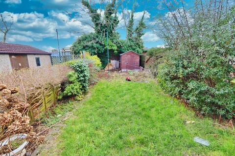 3 bedroom terraced house for sale, Rosemary Gardens, Dagenham, RM8