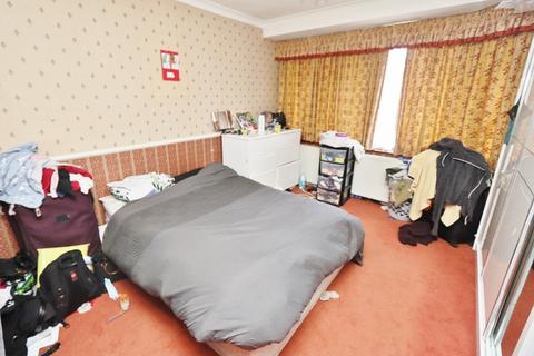 3 bedroom terraced house for sale, Rosemary Gardens, Dagenham, RM8