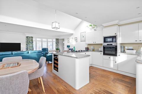 8 Vermont Way, East Preston, Littlehampton, BN16 1JX