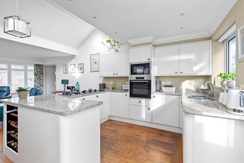 8 Vermont Way, East Preston, Littlehampton, BN16 1JX