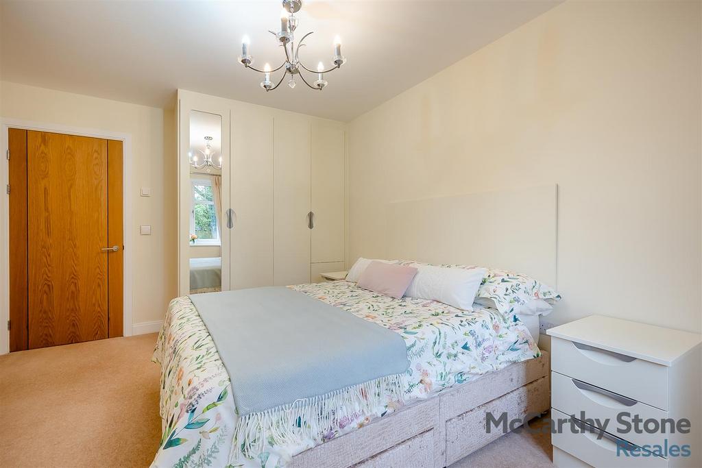 8635004-interior08.jpg