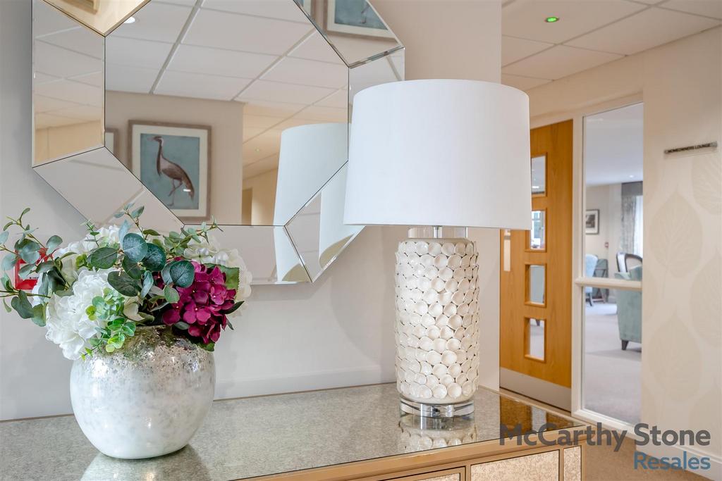 8635004-interior18.jpg