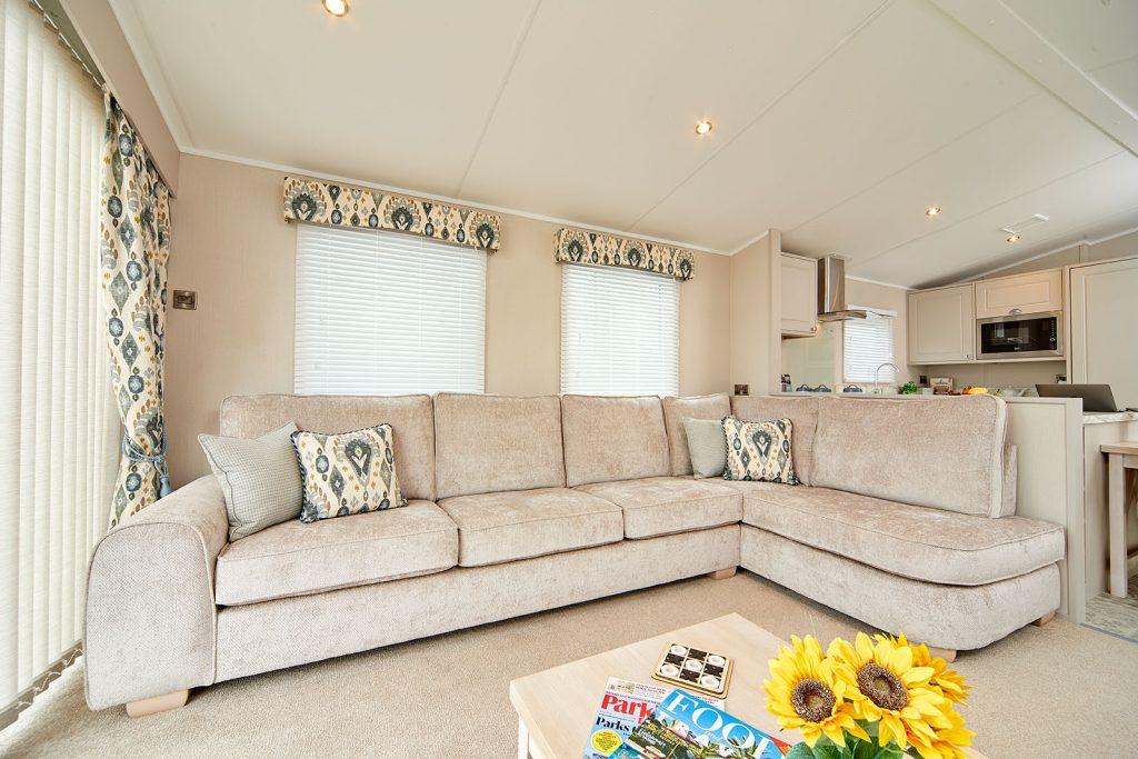 Riverside - Carnaby-Lakehouse Lodge-77995