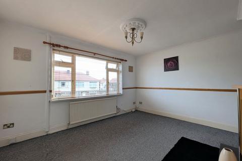 2 bedroom flat for sale, Glasgow Road, Jarrow, NE32