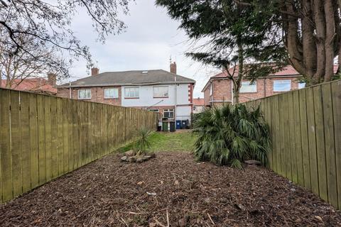 2 bedroom flat for sale, Glasgow Road, Jarrow, NE32