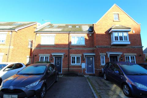 3 bedroom townhouse for sale, Derisley Close, Byfleet, West Byfleet