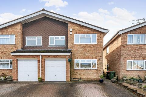 3 bedroom semi-detached house for sale, Langdale Close, Bedfordshire LU6