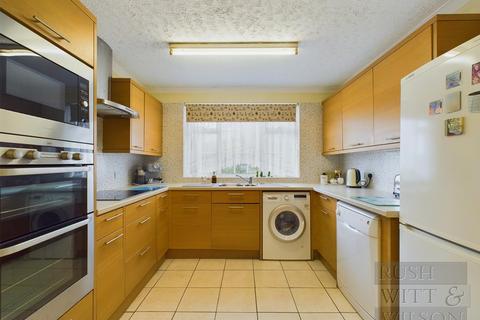 2 bedroom detached bungalow for sale, Harley Shute Road, St. Leonards-On-Sea