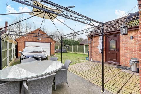 3 bedroom detached bungalow for sale, Linden Grove, Gedling NG4